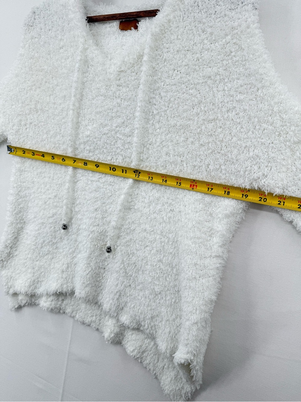 POL White Fuzzy Hooded Sweater Women’s Cozy Pullover Long Sleeve Boho Y2K - Picture 12 of 12